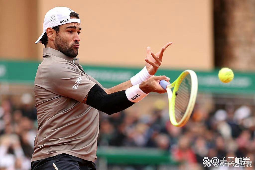 包含蒙特卡洛大师赛逆转美网，西西帕斯关键制胜的词条