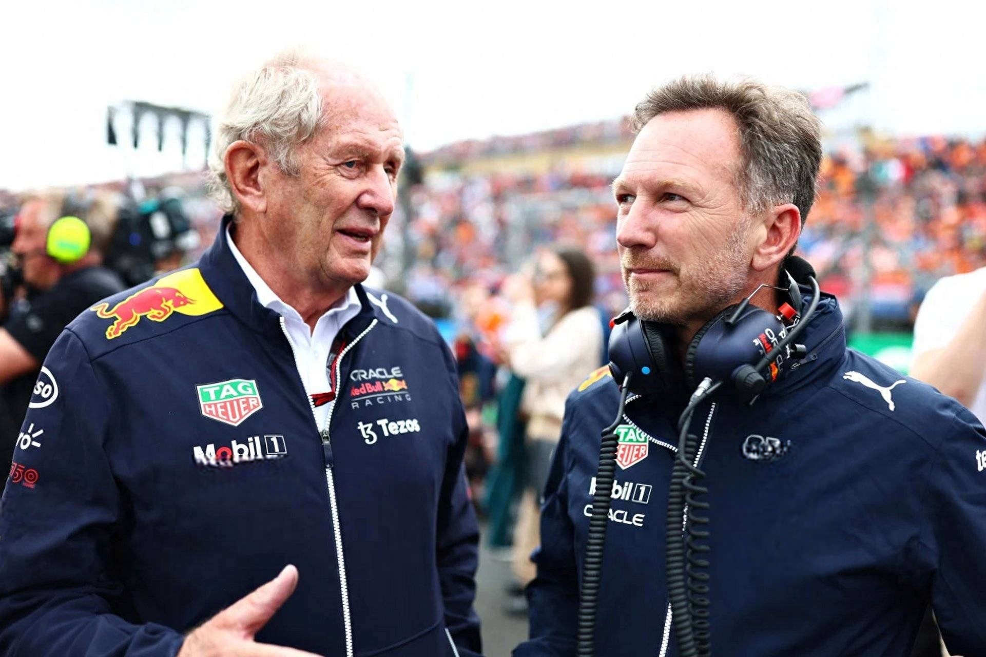 红牛车队翻盘雷诺车队，皮亚斯特里惊艳四座