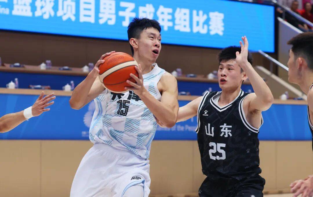 河北男篮球员集训准备，迎接突破性比赛