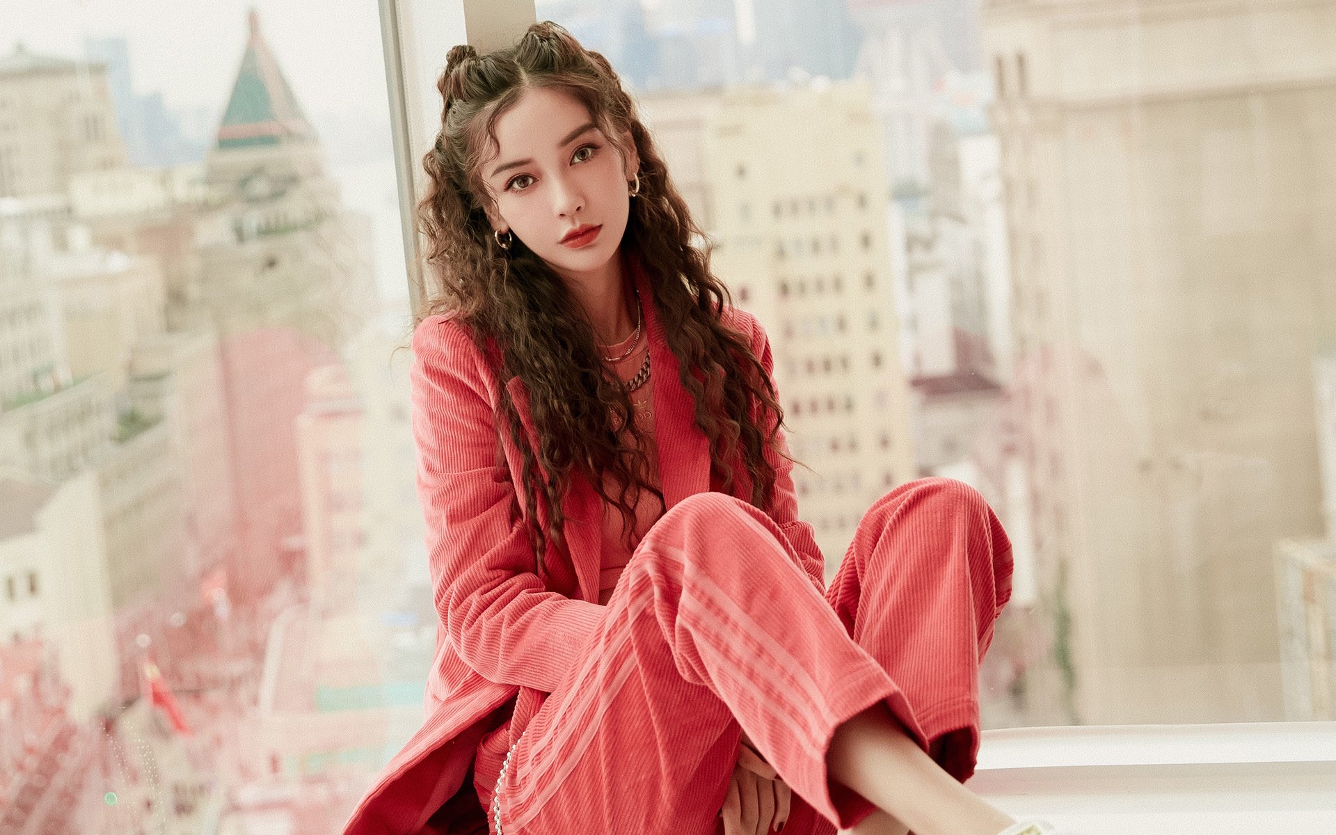 个人英雄与团队铁壁，现代篮球的两种决胜之道