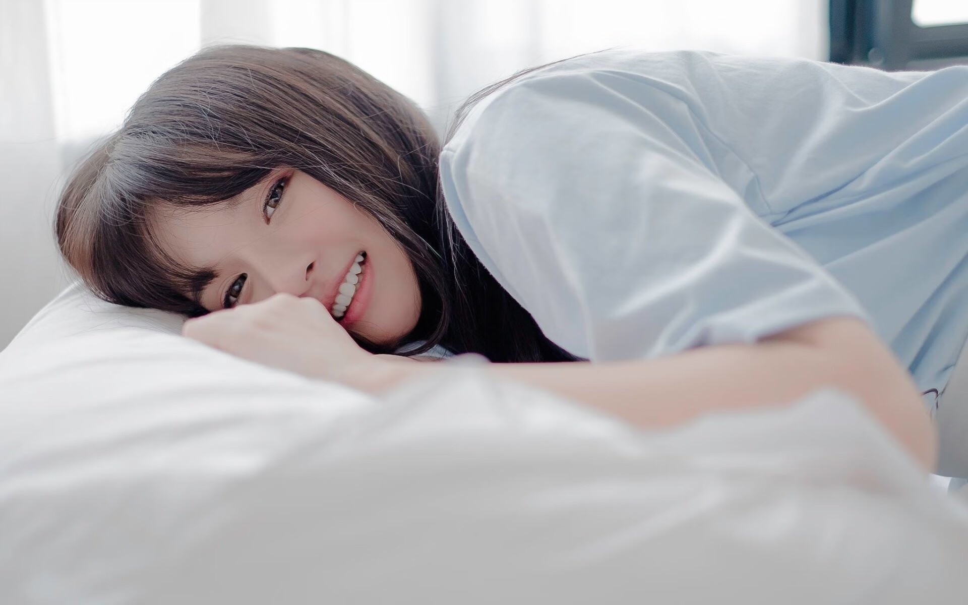 血与电的协奏曲,当保罗将一场溃败点化为艺术