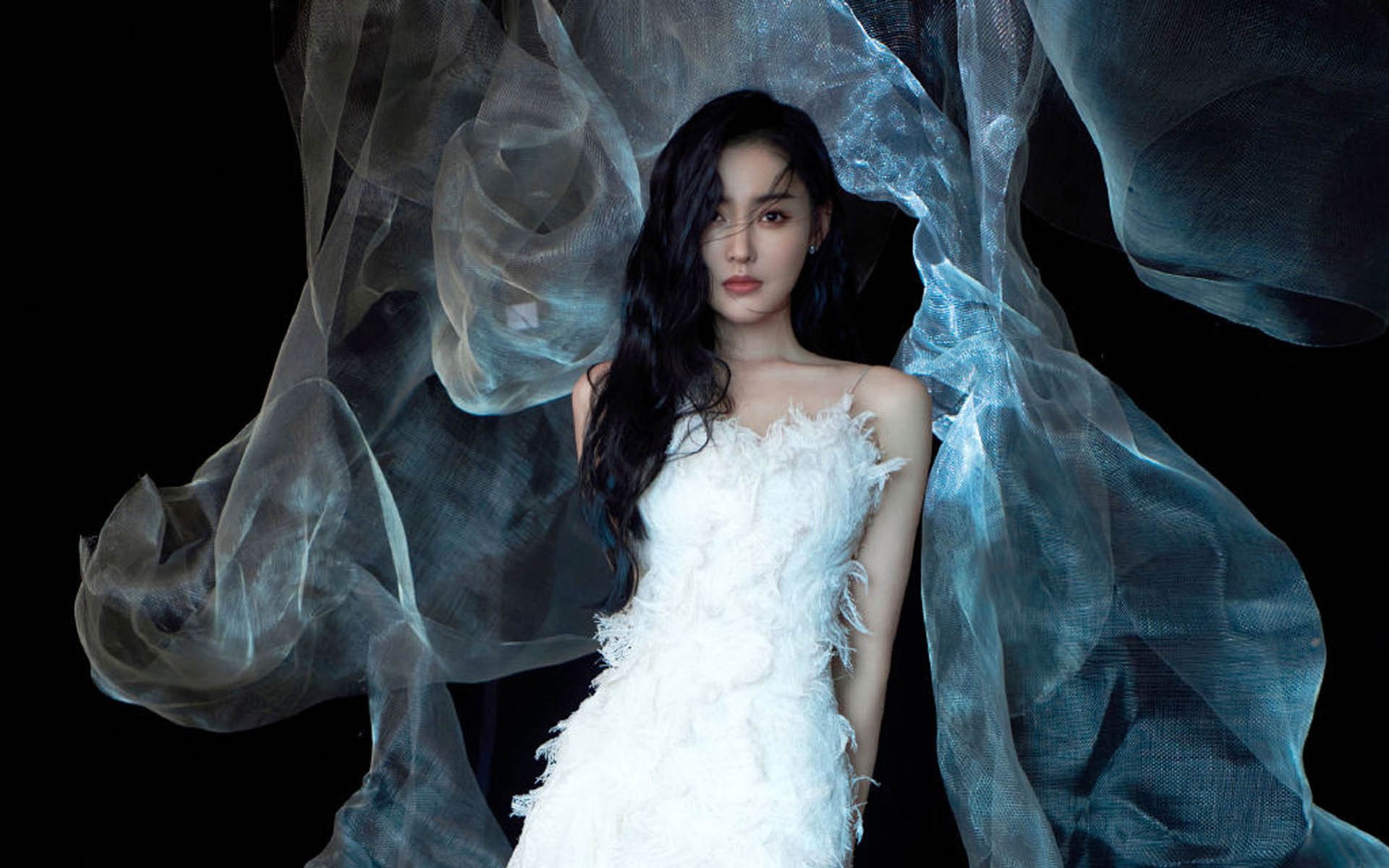 几内亚强行终结厄瓜多尔，坎特成关键先生