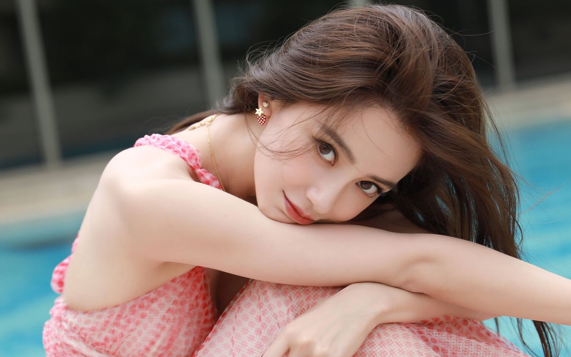 几内亚强行终结厄瓜多尔，坎特成关键先生