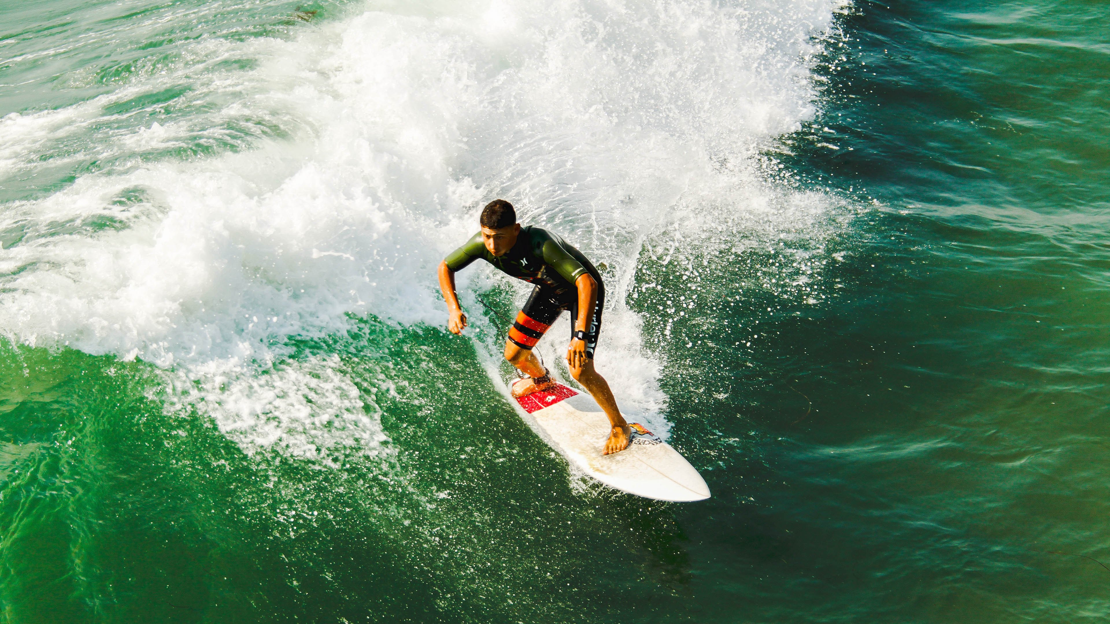 双重奇迹日,当非洲杯铁血晋级撞上NBA奇幻剧本