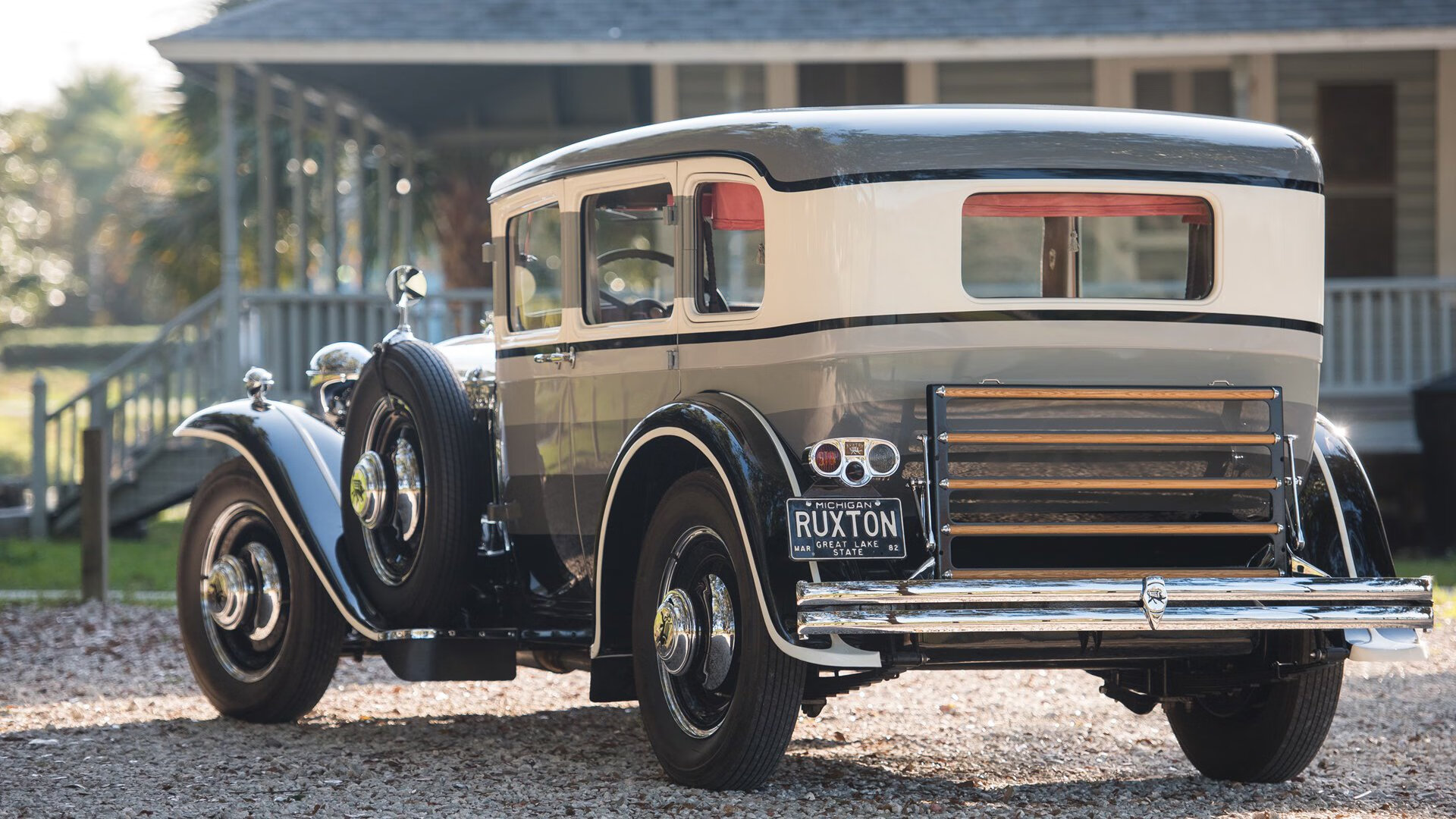 深渊边缘与长城烽火，哈利伯顿的不完美救赎