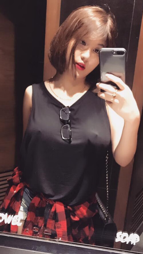 星辰与马蹄，2026世界杯H组那夜，斯洛伐克踏碎美利坚，萨内独舞成诗